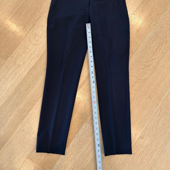 🖤 Theory Treeca Pant in Good Wool – Size 4 – Retail $245! 🖤 - Picture 7 of 10